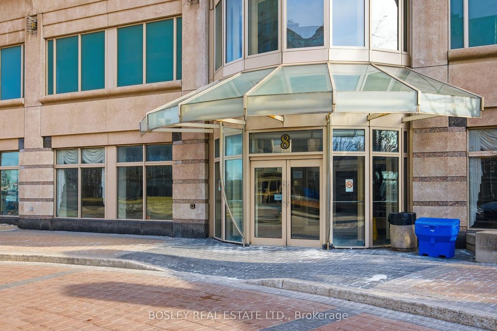 Photo of 8 Lee Centre Drive #1711, Toronto, ON M1H 3H8 (MLS # E12828272)