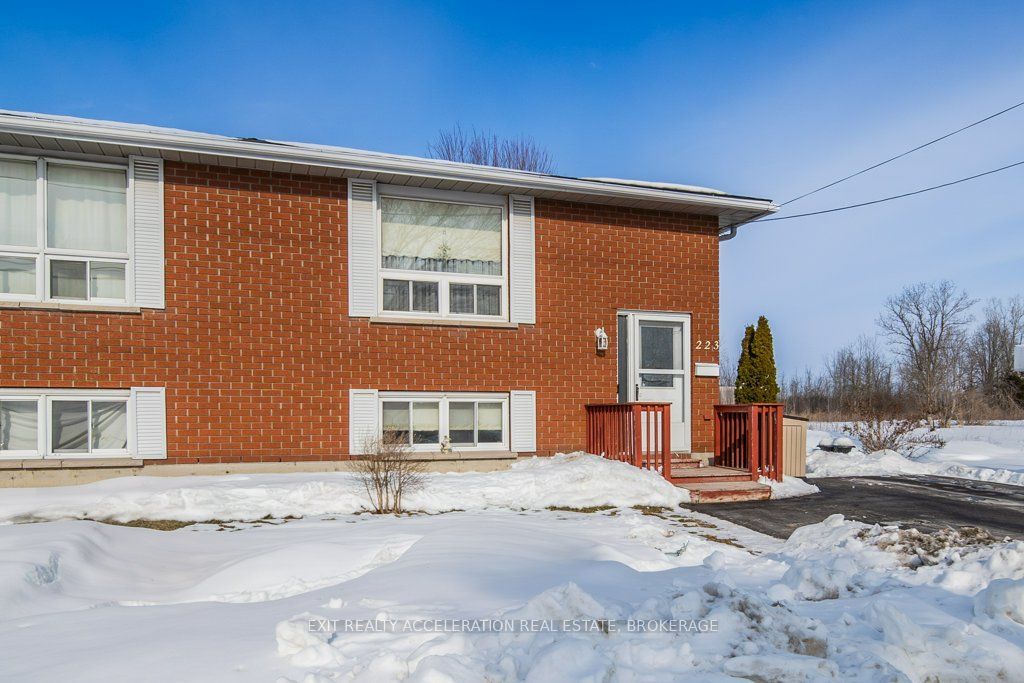 Photo of 223 Newburgh Road, Greater Napanee, ON K7R 1C8 (MLS # X12795070)