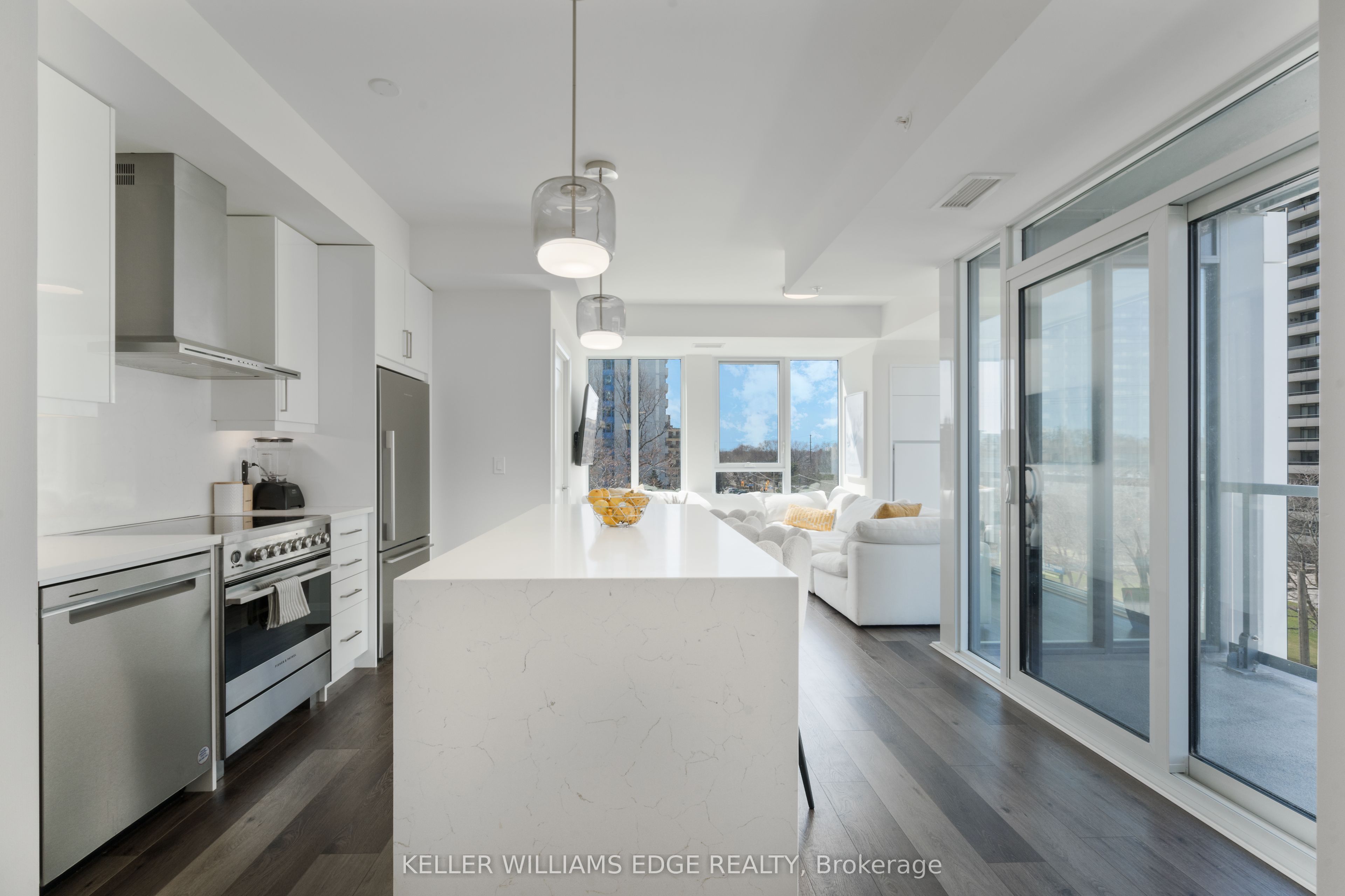500 Brock Avenue 402