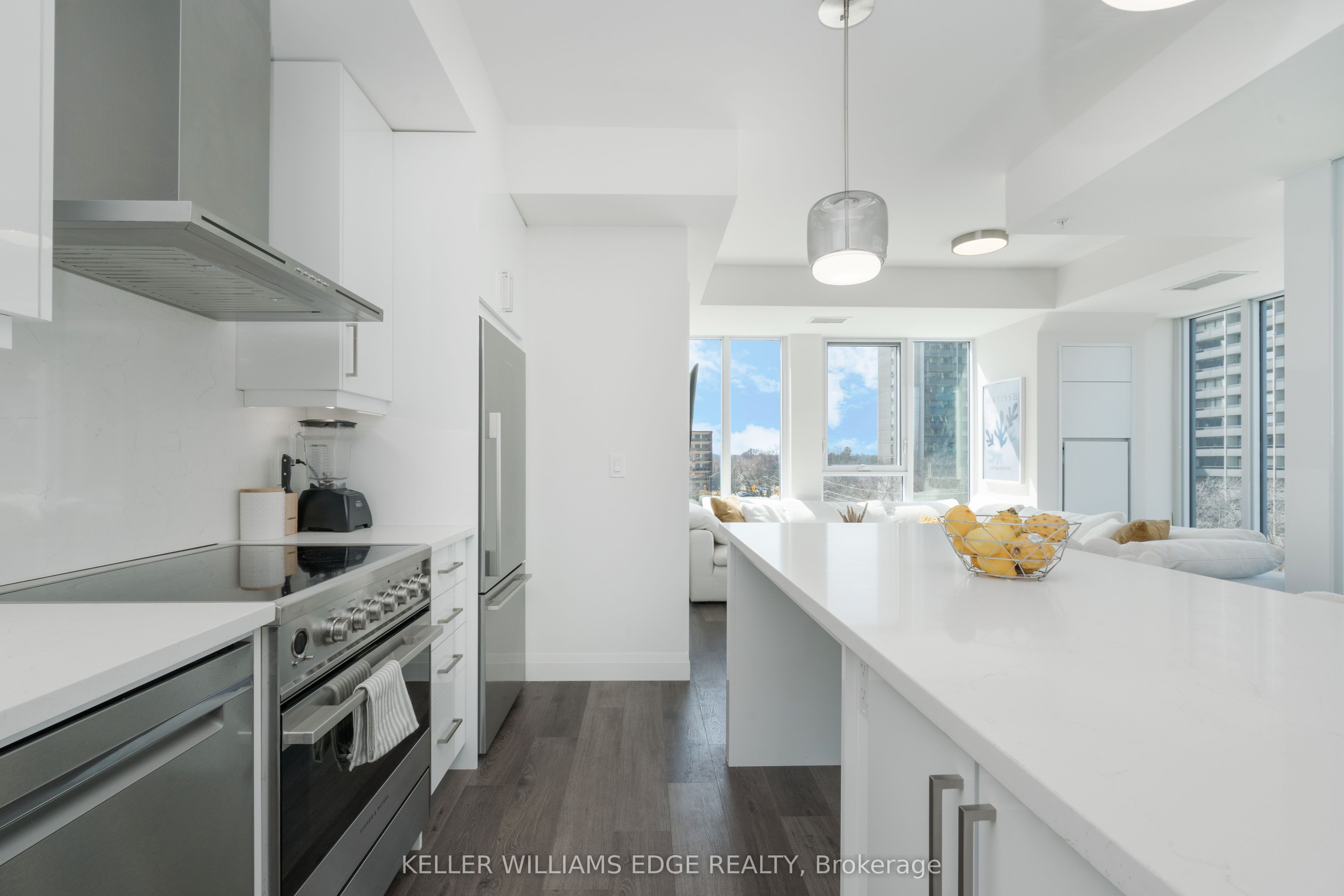 500 Brock Avenue 402