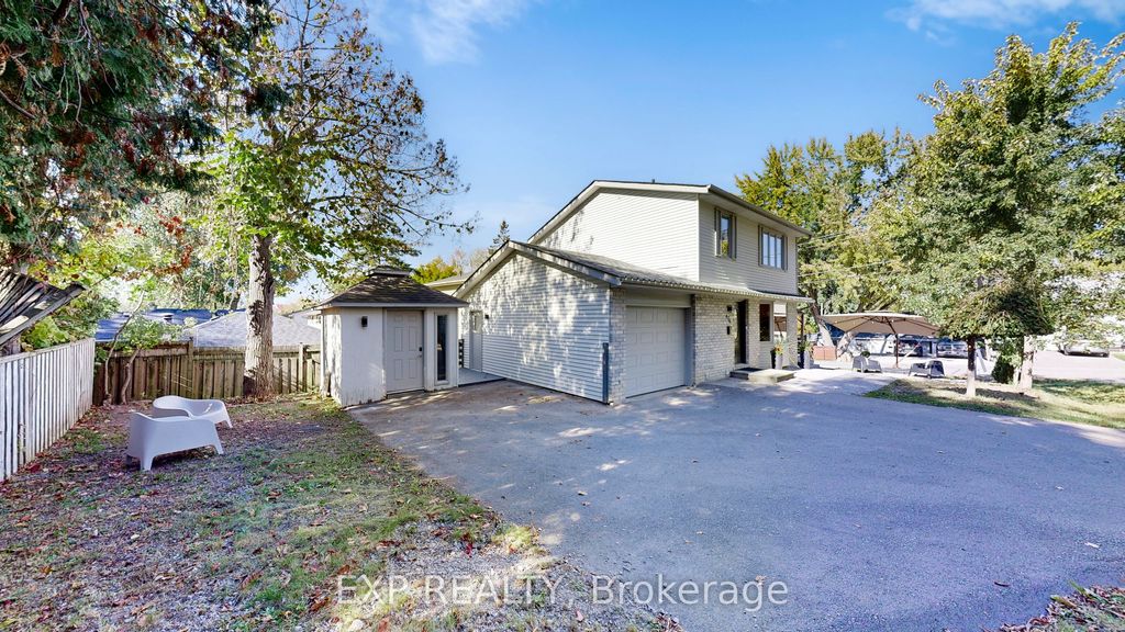 Photo of 476 Aleah Crescent, Georgina, ON L4P 1W9 (MLS # N12500306)