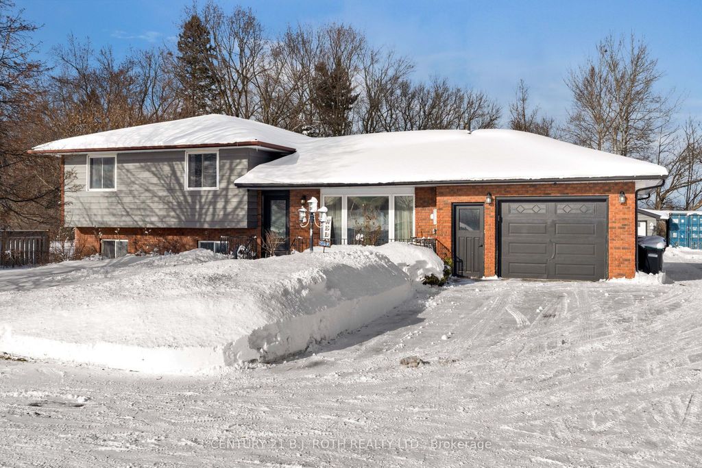 Photo of 5812 COUNTY RD 90 N/A, Springwater, ON L0M 1T2 (MLS # S12657728)