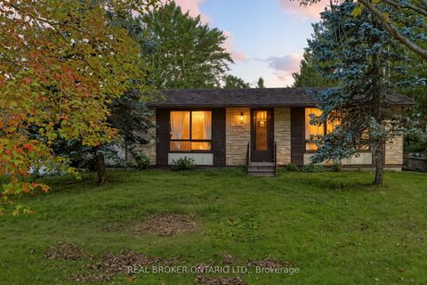 Photo of 2627 Donnelly Drive, Manotick - Kars - Rideau Twp and Area, ON K0G 1J0 (MLS # X12444890)