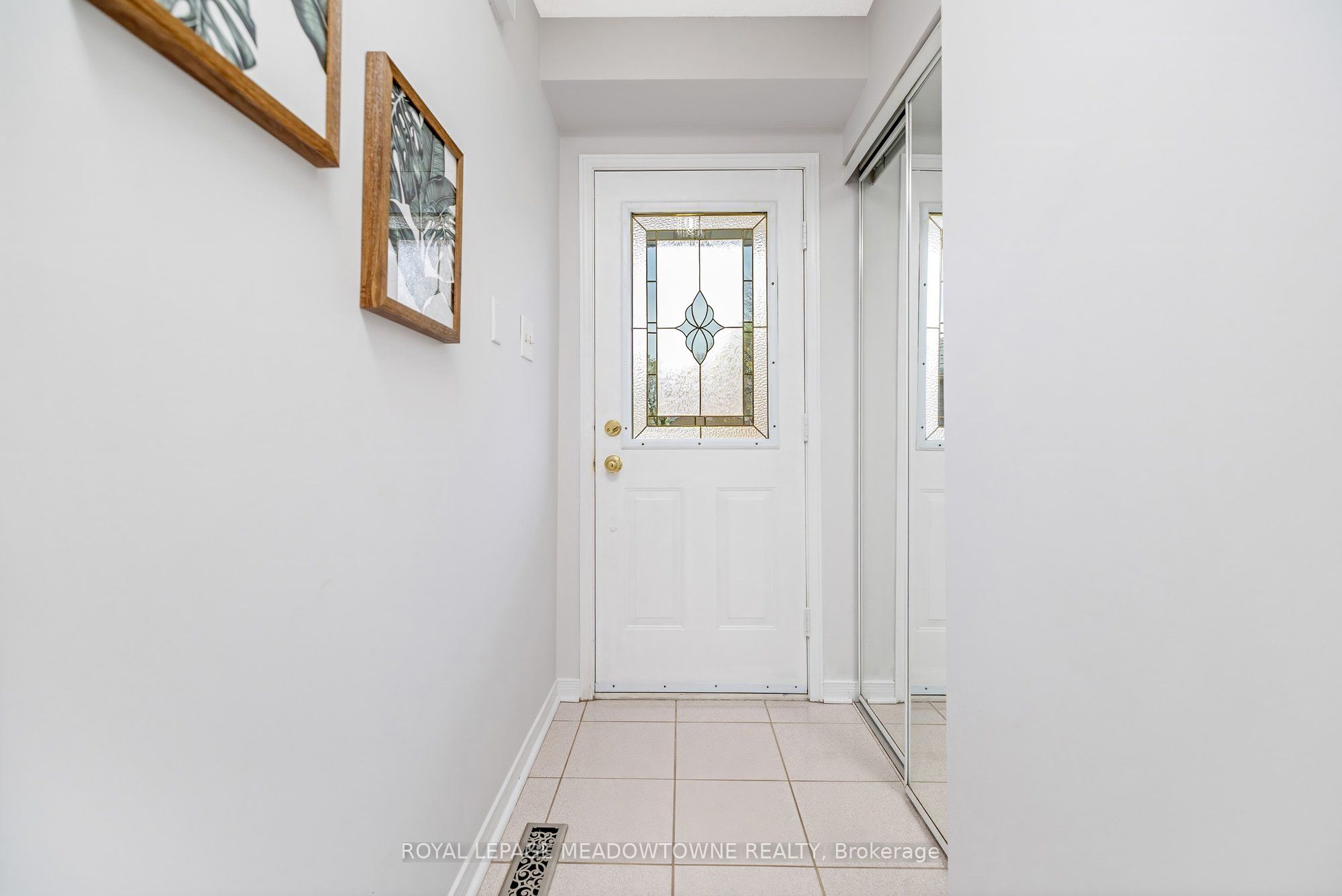 15 Mull Gate