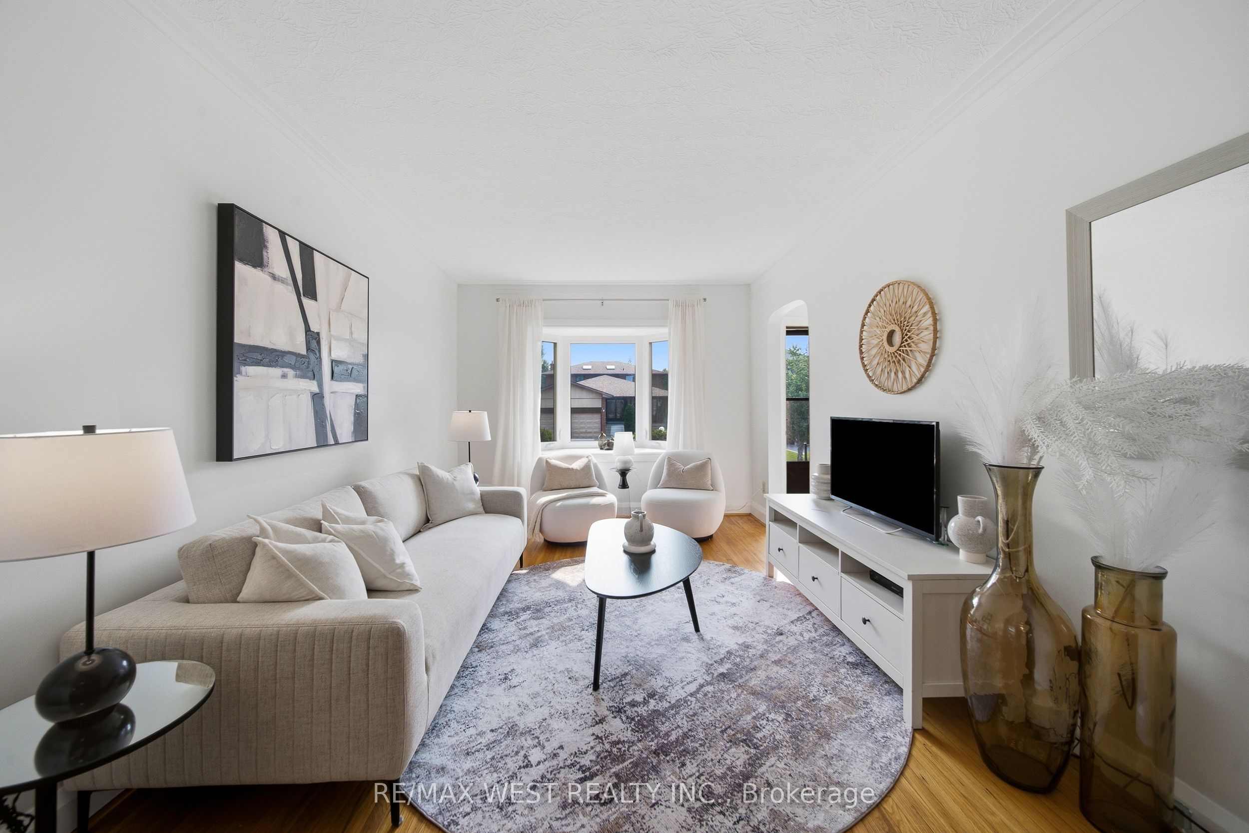28 Aldgate Avenue