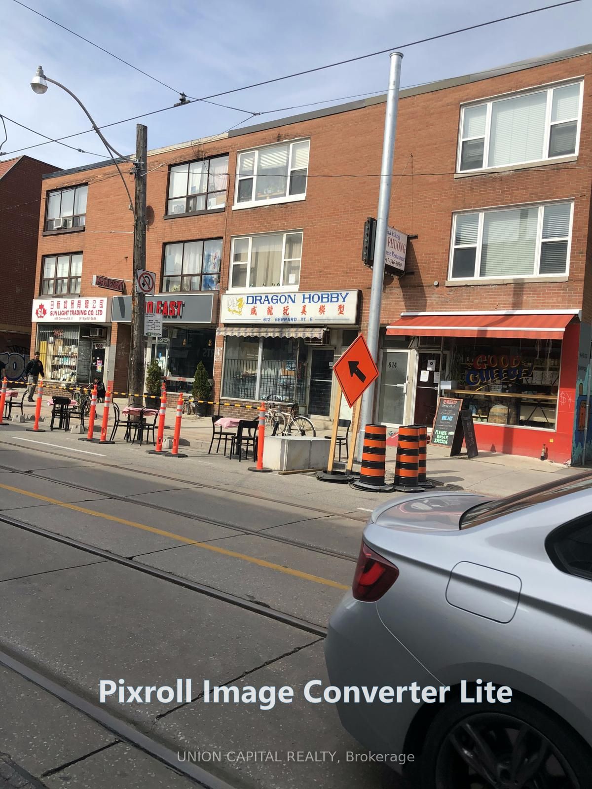Photo 1 of 6 — 610 Gerrard Street E 1, Toronto, ON M4M 1Y3