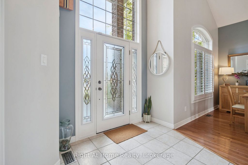 Photo of 20 Scottswood Lane, Haldimand, ON N3W 2M4 (MLS # X12948956)