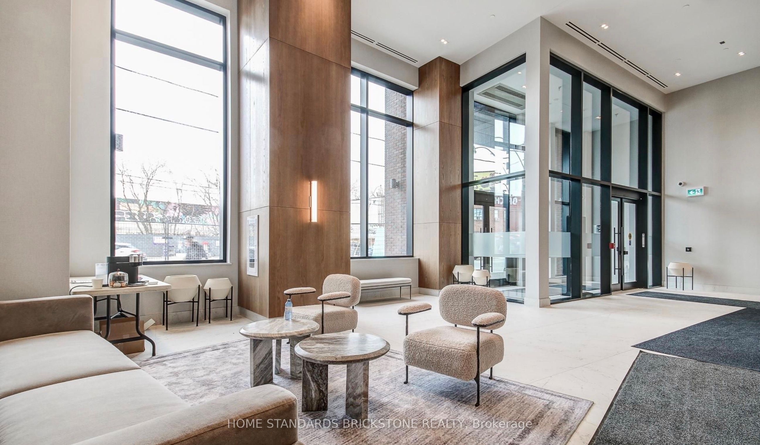 1185 Dupont Street 2606
