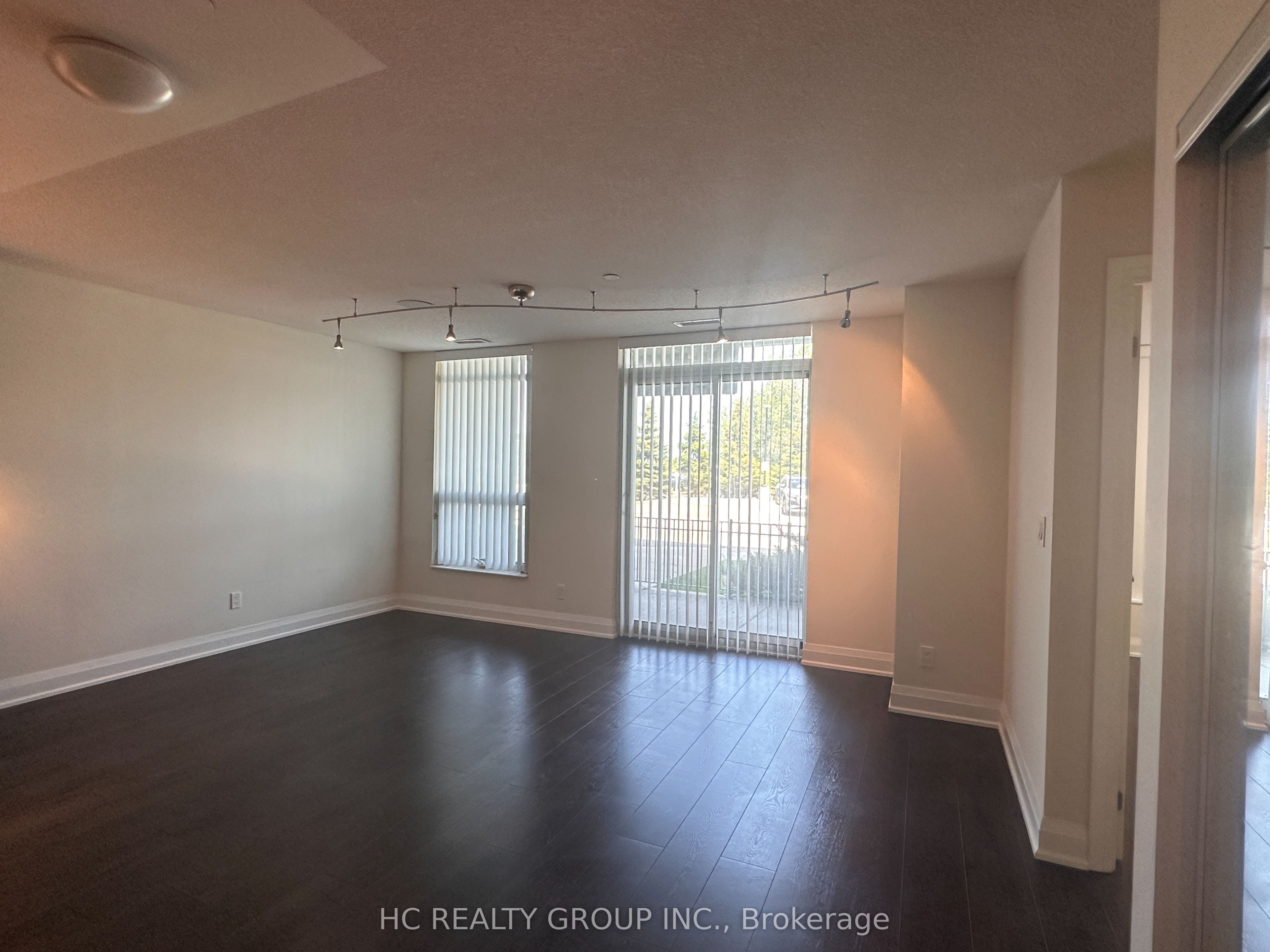 75 Norman Bethune Avenue 113