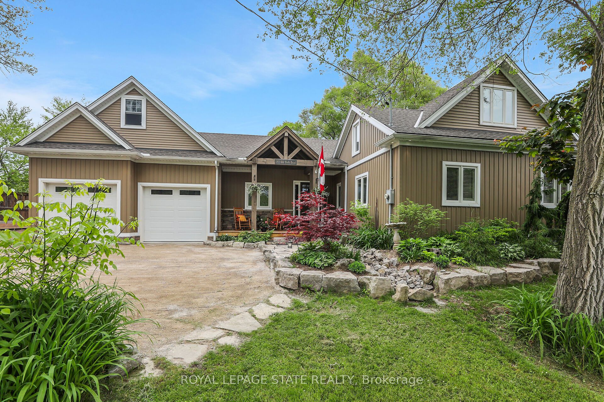 792 Old York Road