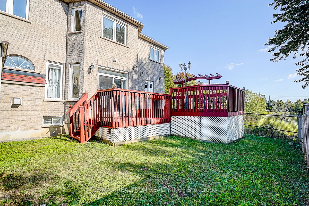 22 Alfred Paterson Drive Main/2nd