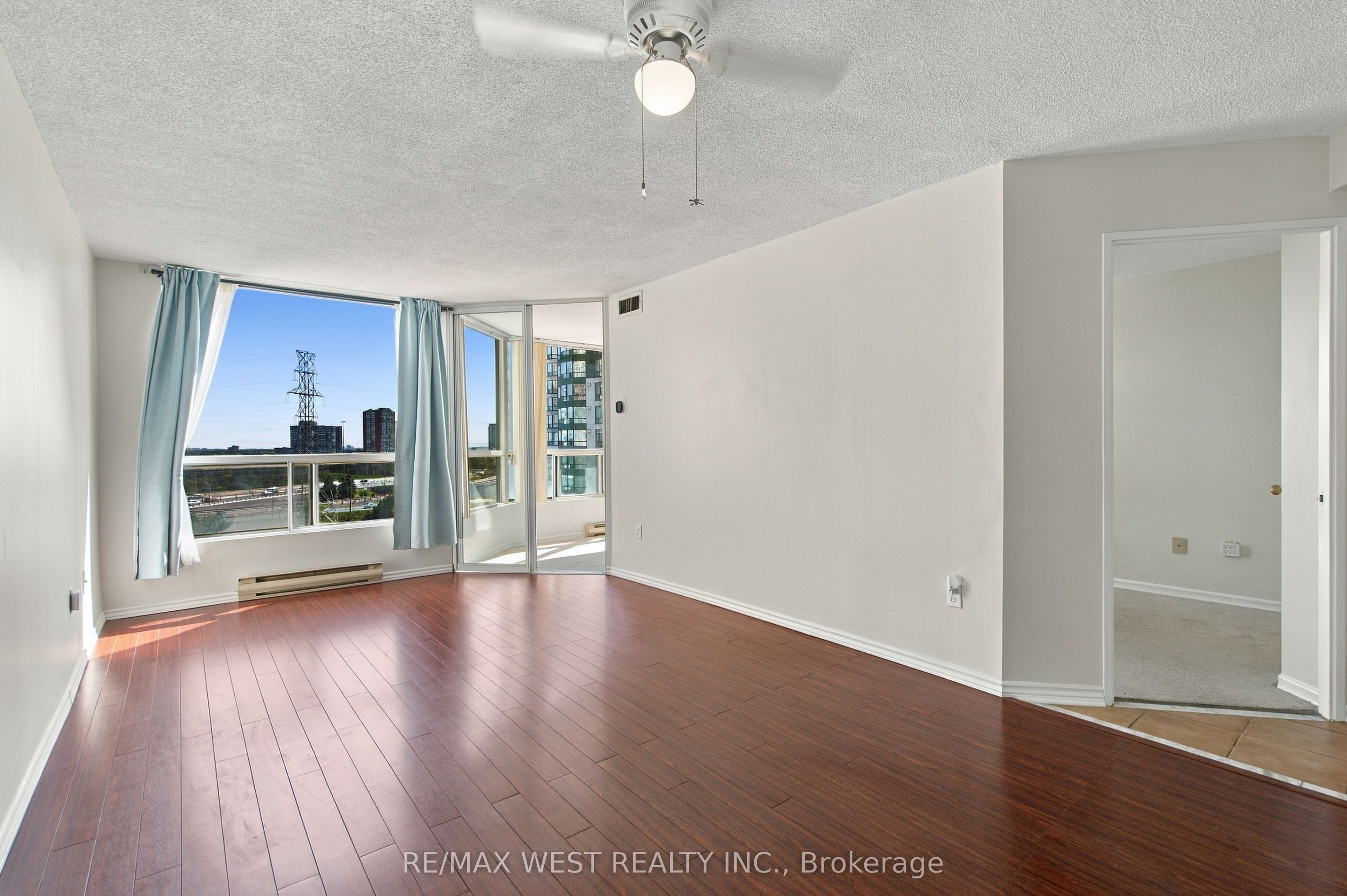 4470 Tucana Court 907