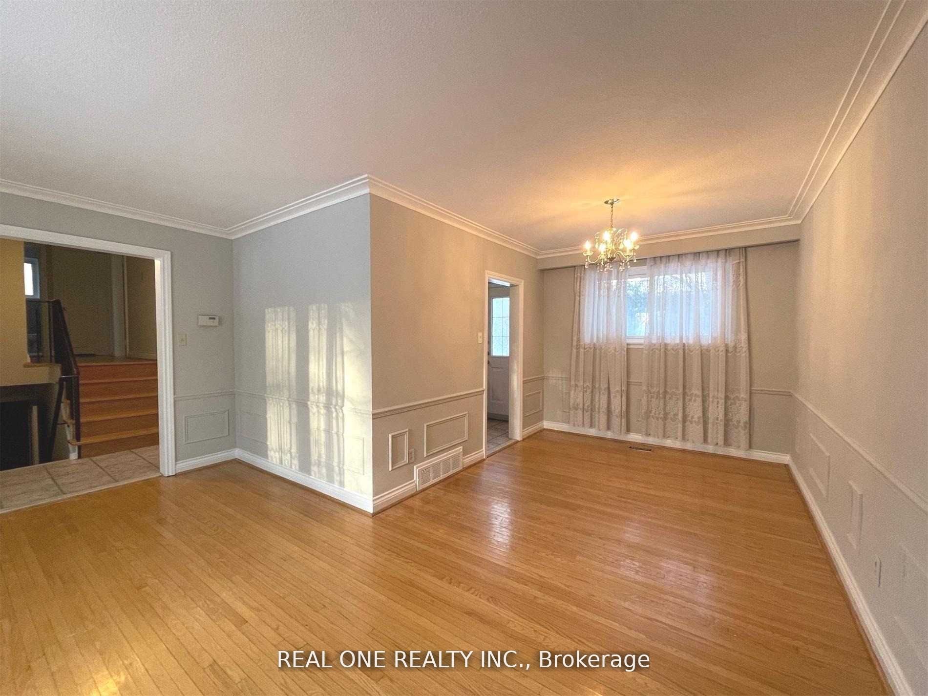 17 Valleycrest Avenue