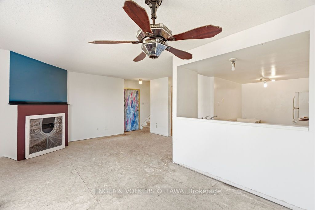 Photo of 1589 St Bernard Street #508, Blossom Park - Airport and Area, ON K1T 3H7 (MLS # X13045032)