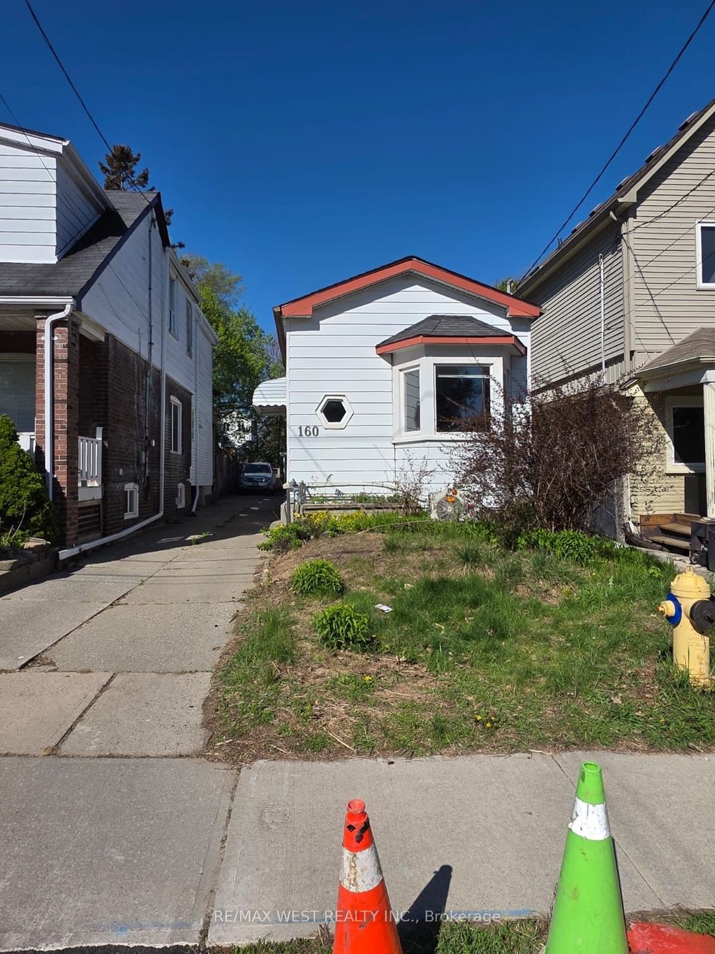 Photo of 160 King Edward Avenue, Toronto, ON M4C 5J8 (MLS # E12952048)
