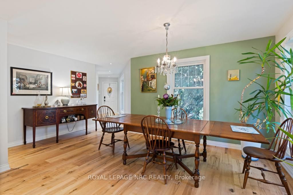 7 Christopher Street