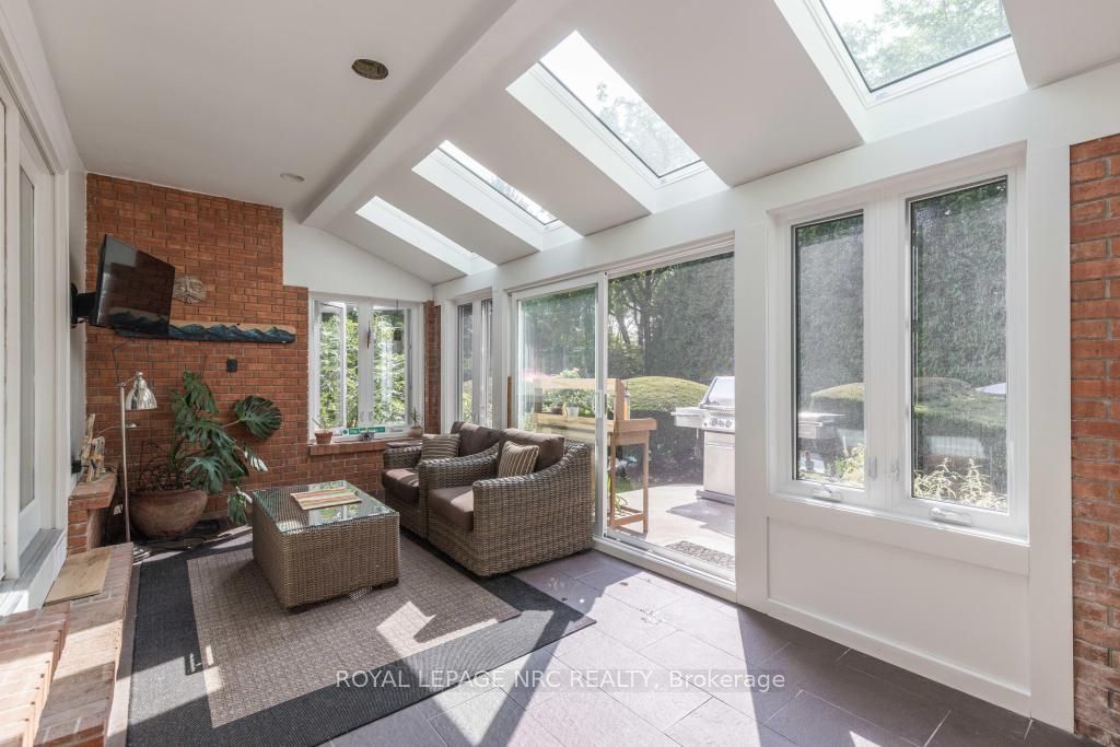 7 Christopher Street