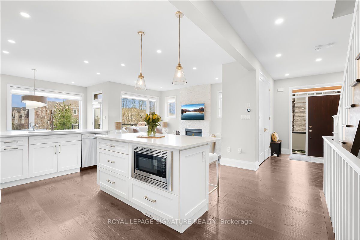 3042 Creekshore Common 19