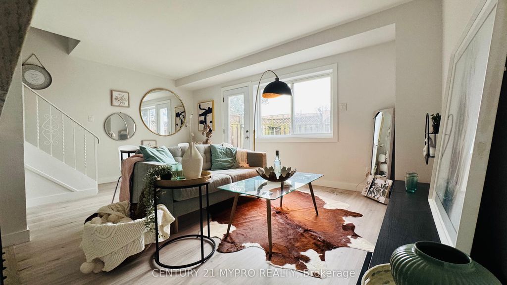 Photo of 67 godstone Road #121, Toronto, ON M2J 3C8 (MLS # C12983506)