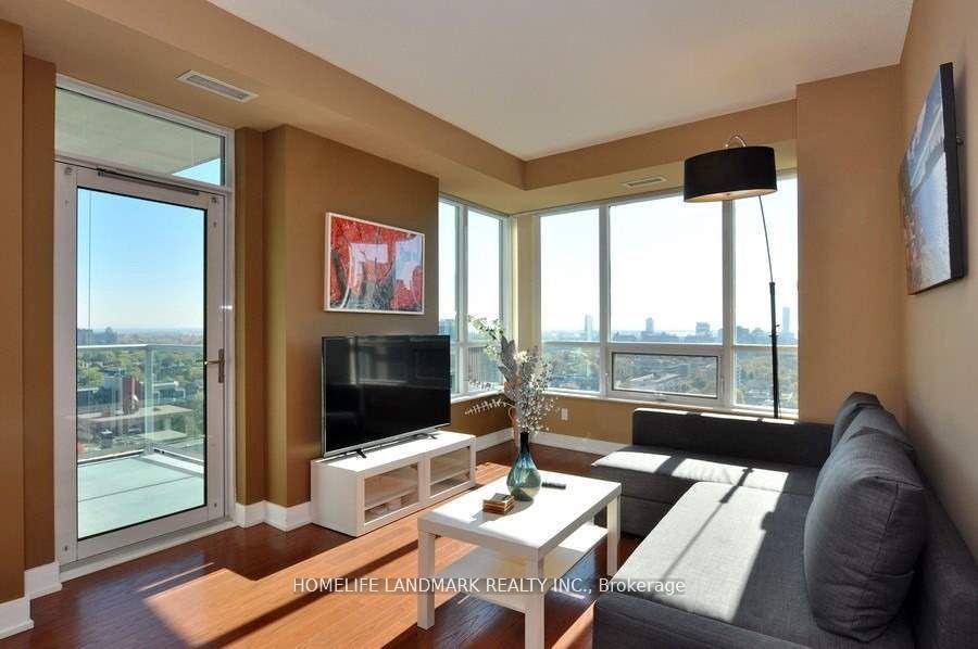 Photo of 120 Homewood Avenue #1807, Toronto, ON M4Y 2J3 (MLS # C13852876)