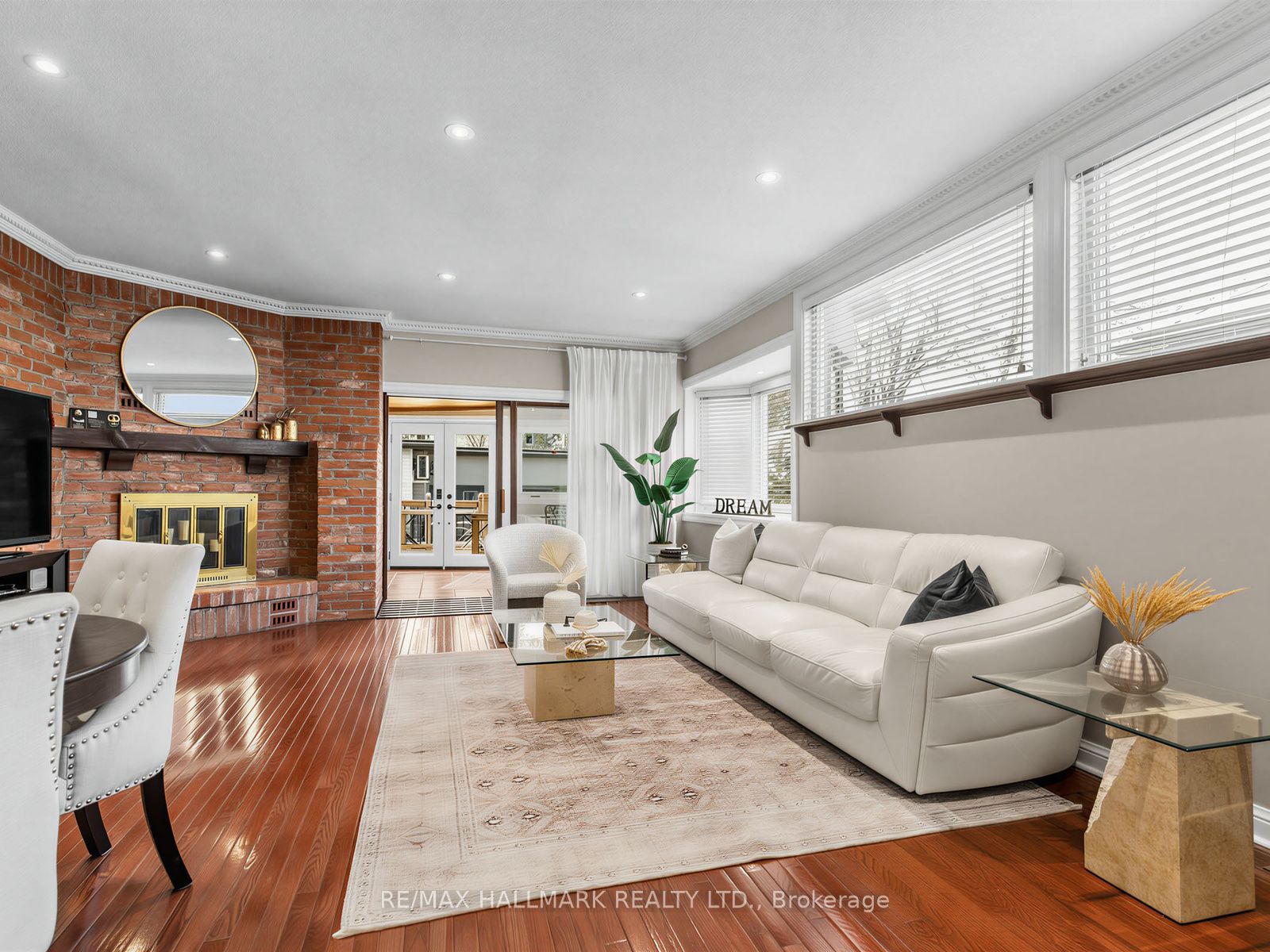 239 Torrens Avenue