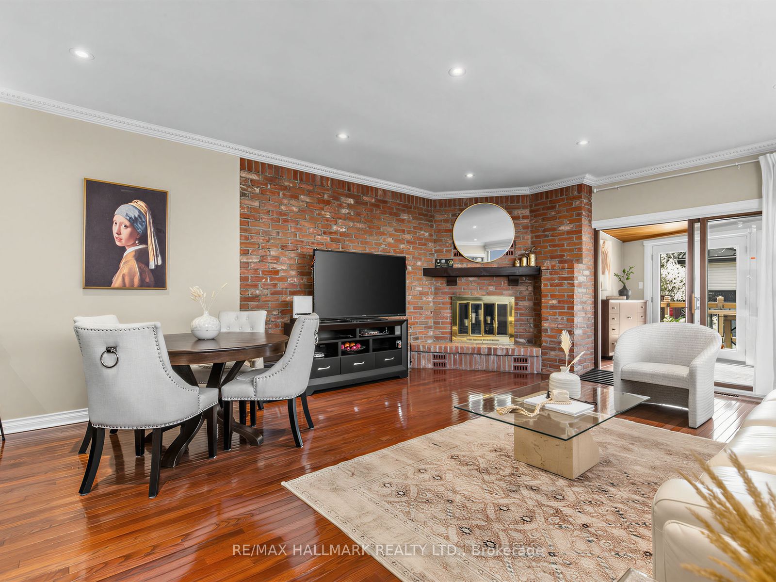 239 Torrens Avenue