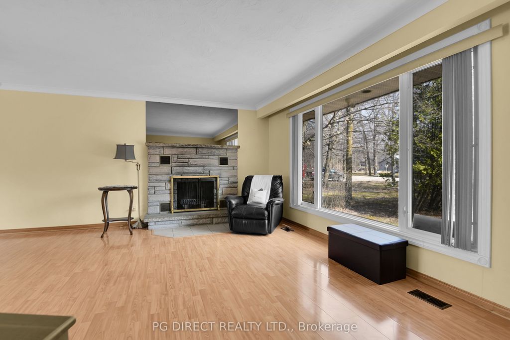Photo of 319 Nieman Drive, McNab/Braeside, ON K7S 3G8 (MLS # X13047290)