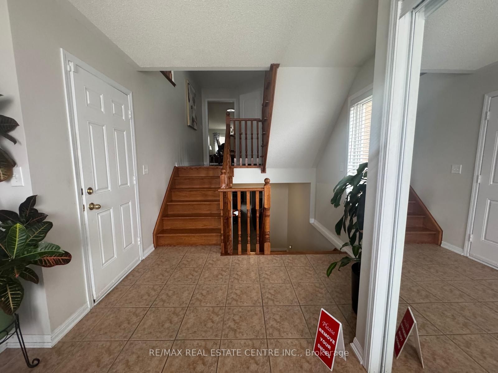 673 Armstrong Boulevard