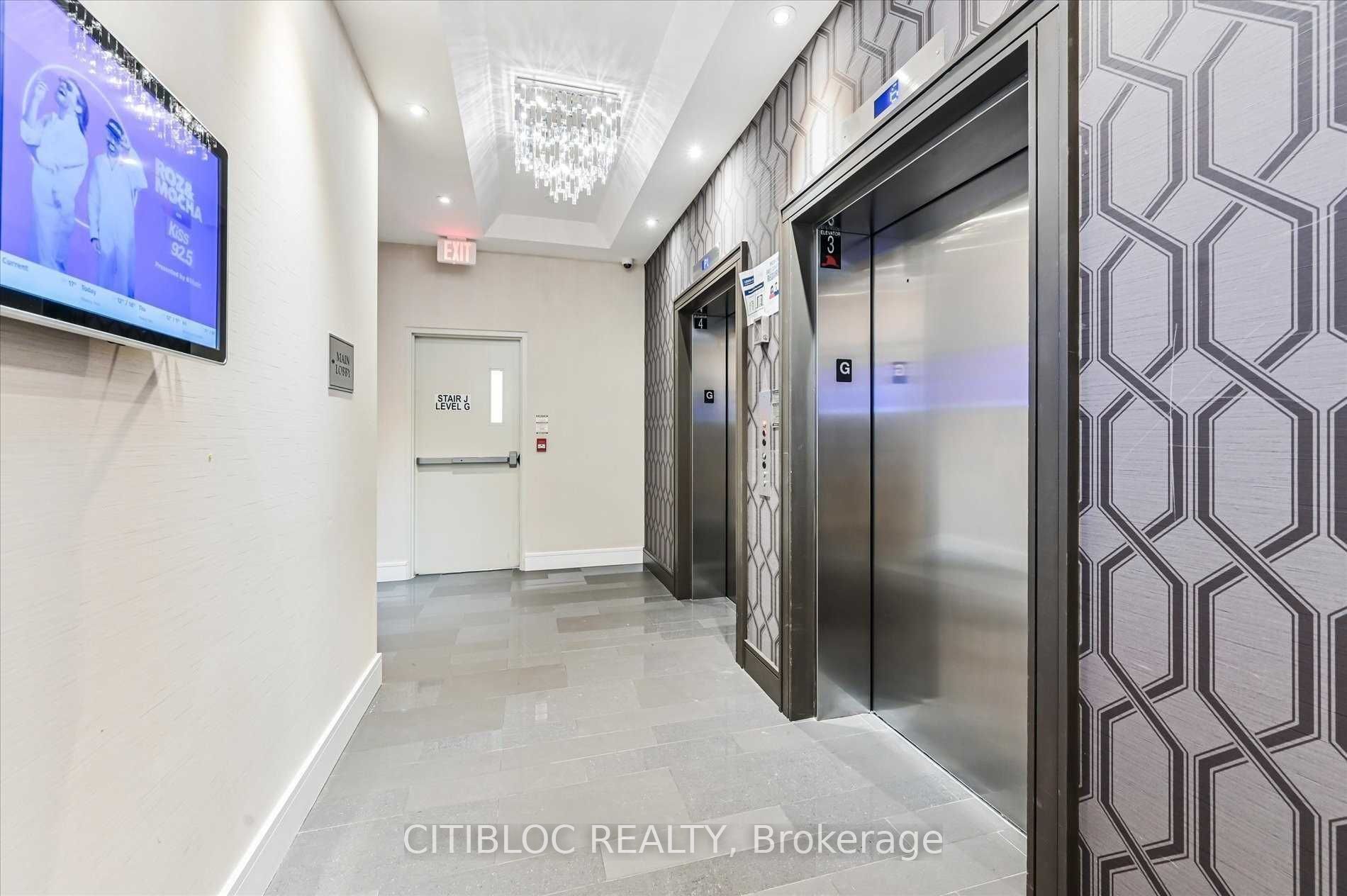 9199 Yonge Street N 706