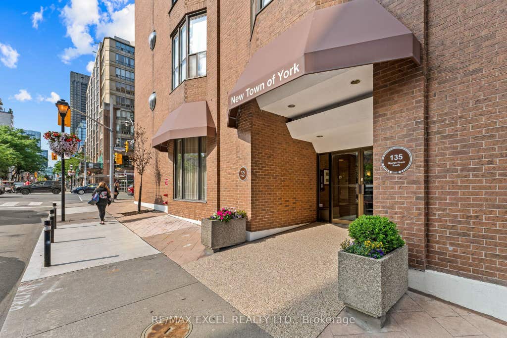 Photo of 135 George Street S #603, Toronto, ON M5A 4E8 (MLS # C13579938)