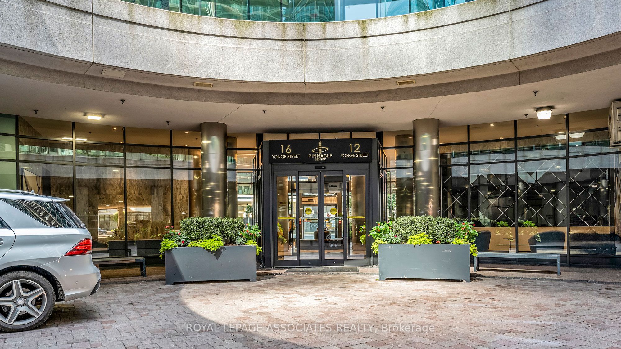 16 Yonge Street 2407