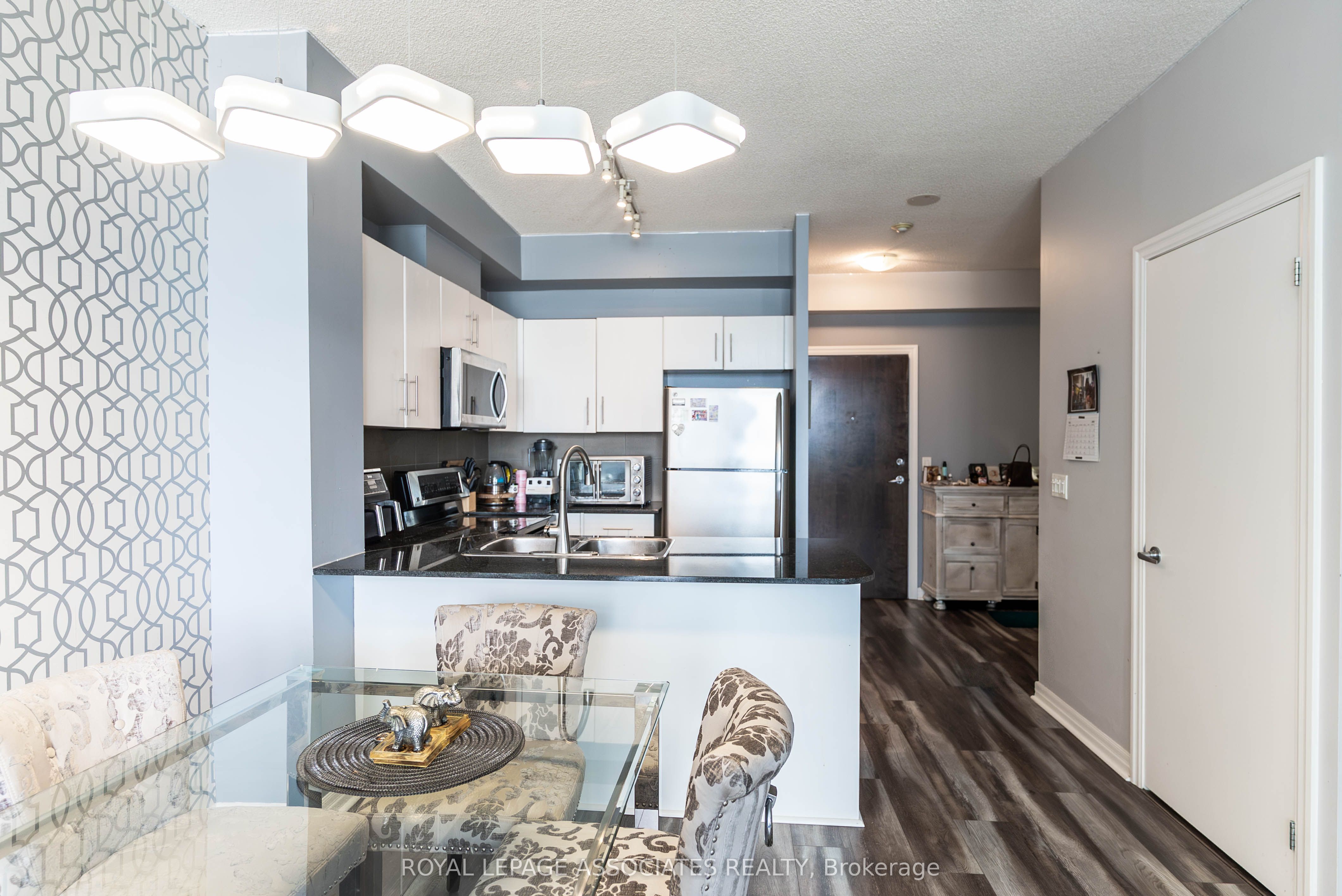 16 Yonge Street 2407