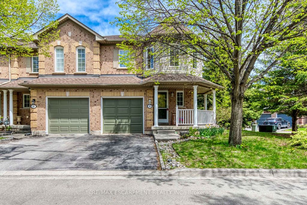 Photo of 2871 Darien Road #35, Burlington, ON L7M 4R6 (MLS # W13124342)