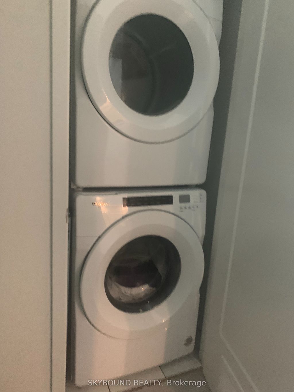 Photo of 70 Princess Street #2411, Toronto, ON M5A 0X6 (MLS # C12518914)