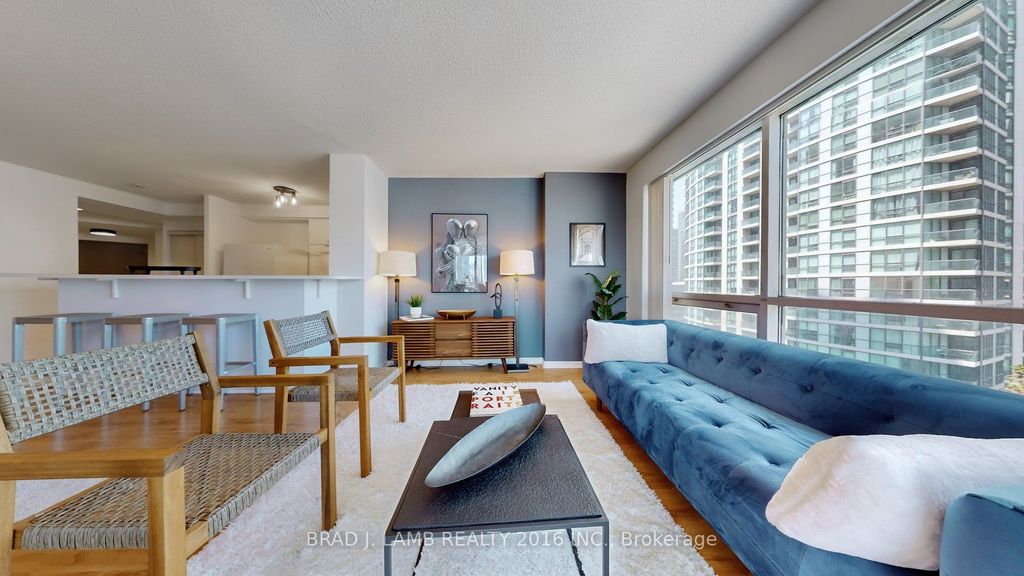 Photo of 10 Yonge Street #907, Toronto, ON M5E 1R4 (MLS # C12478995)