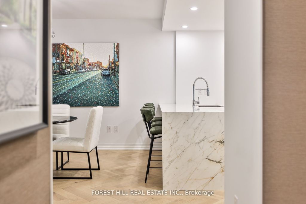 Photo of 1 Benvenuto Place #129, Toronto, ON M4V 2L1 (MLS # C12536840)