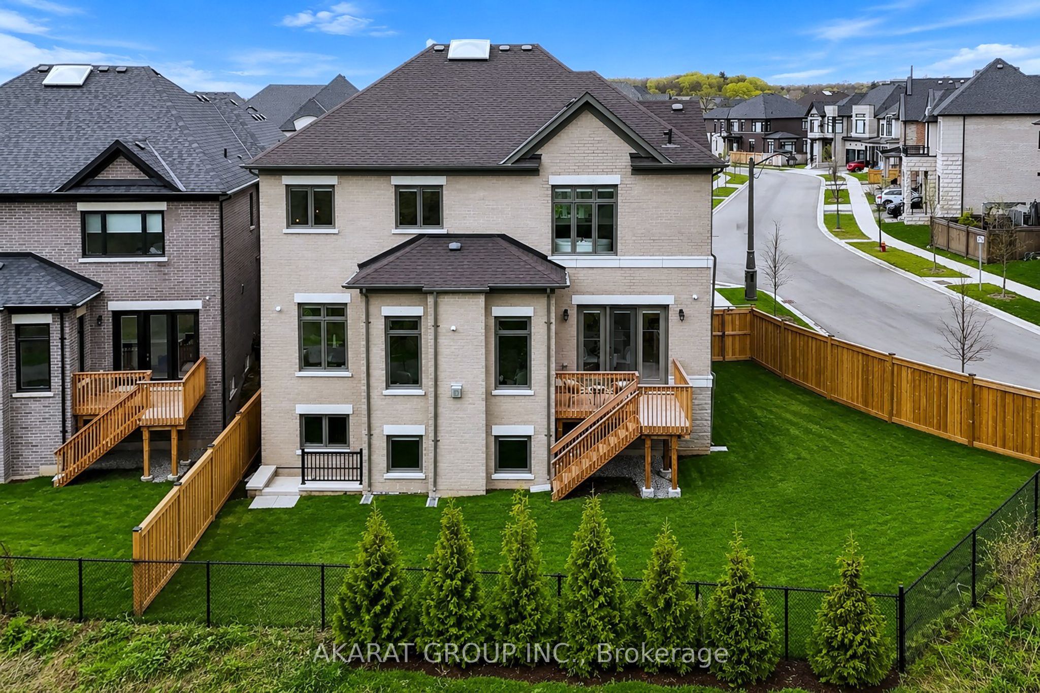 1283 Meadowside Path