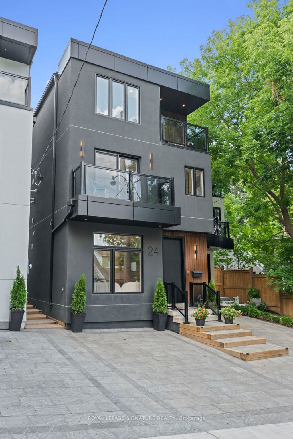 Photo of 24 Harriet Street, Toronto, ON M4L 2E9 (MLS # E12381913)