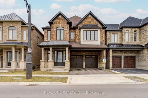 2440 Edward Leaver Trail Oakville ON L6M 4G3