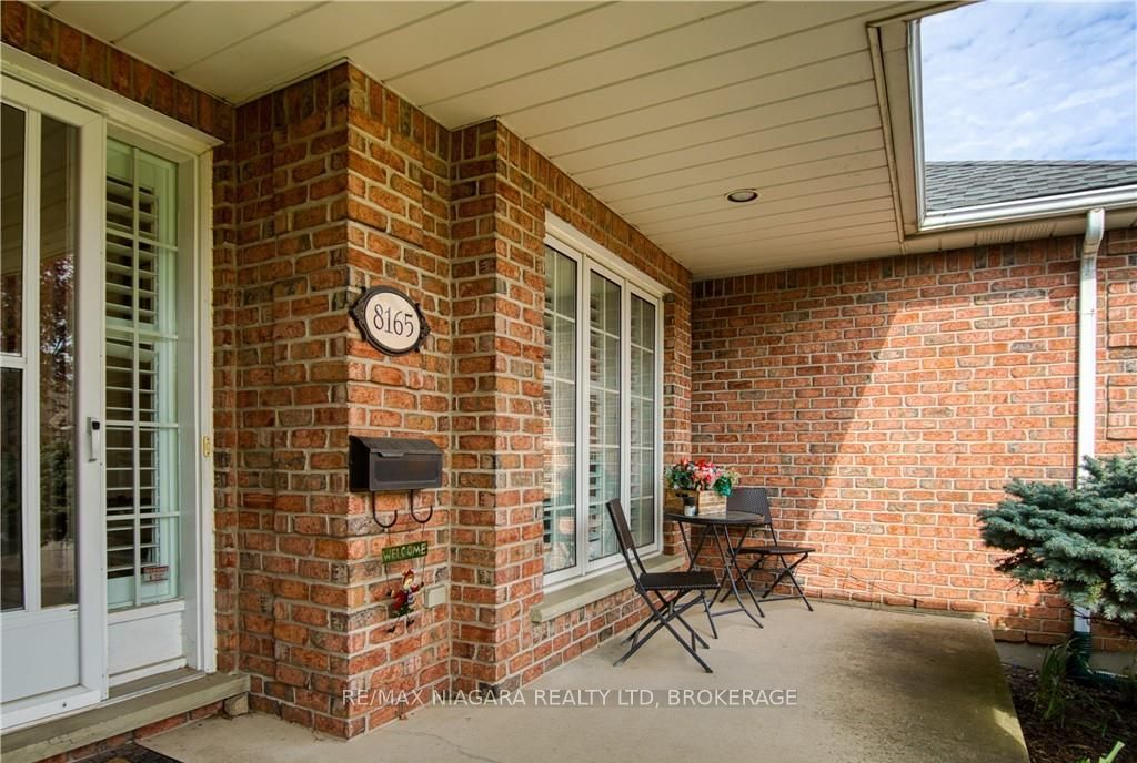 8165 Mount Olive Crescent