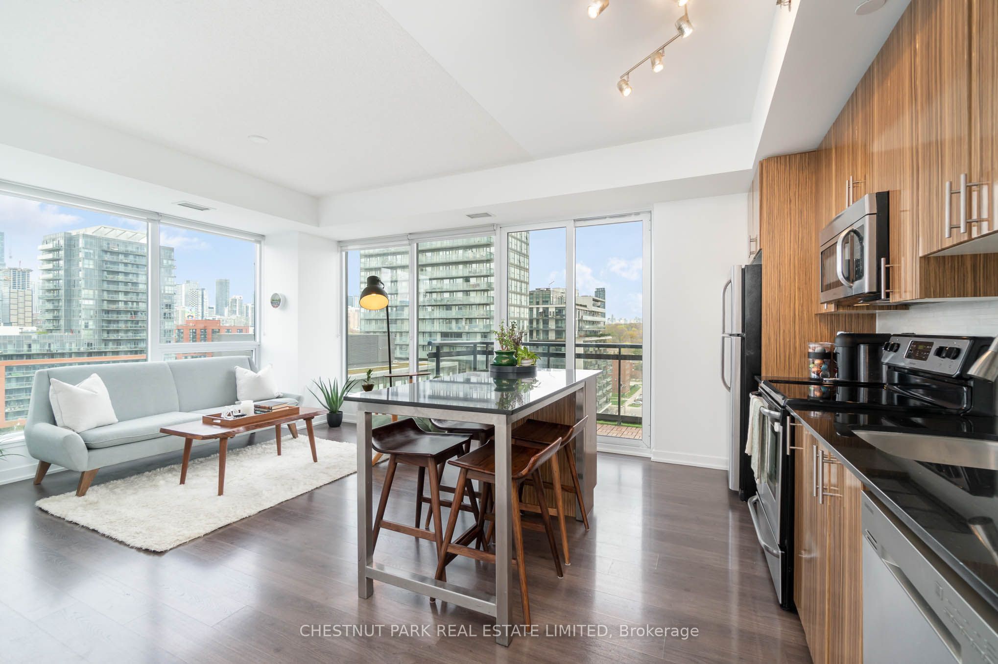 225 Sackville Street 1009