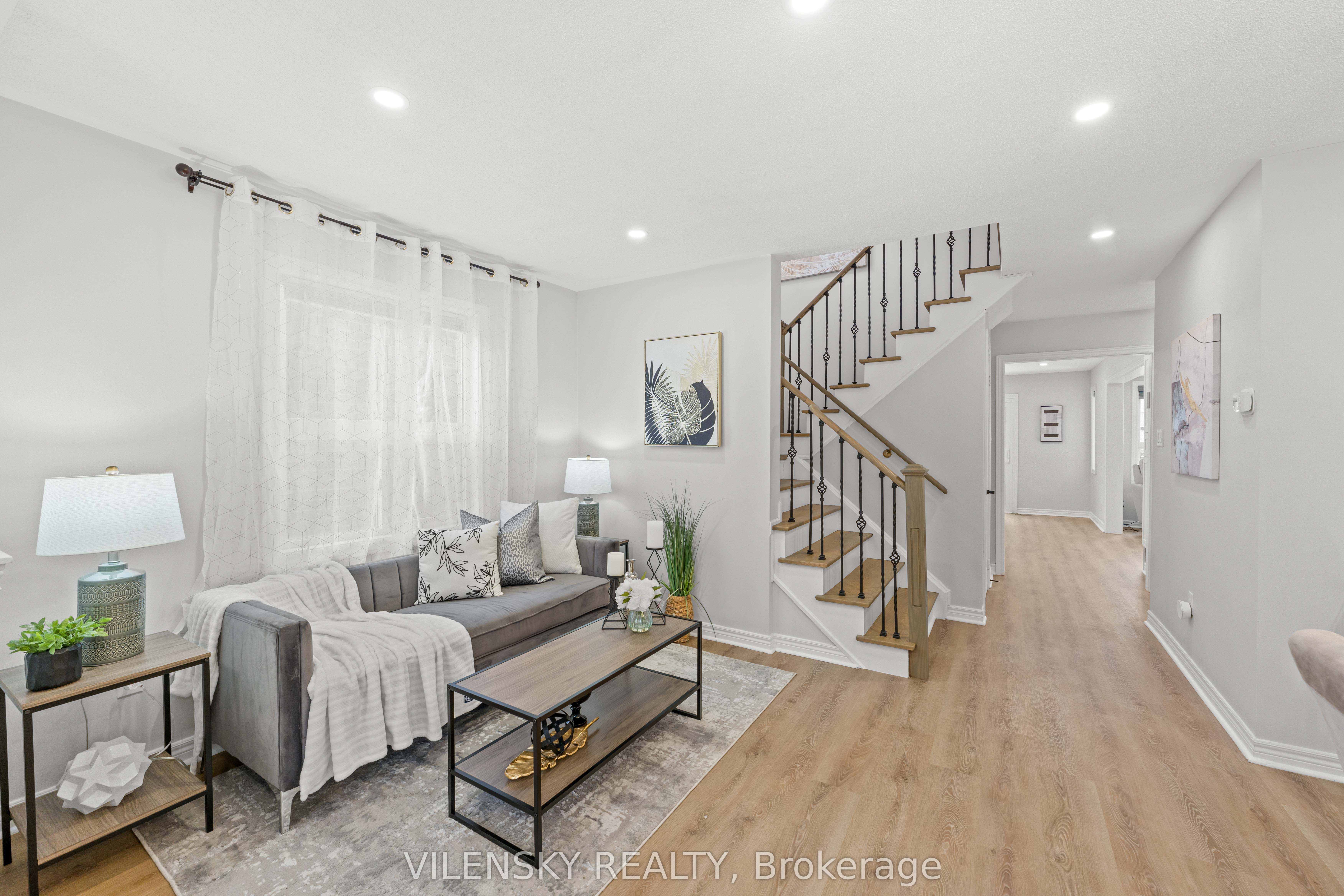 55 Queensbridge Drive