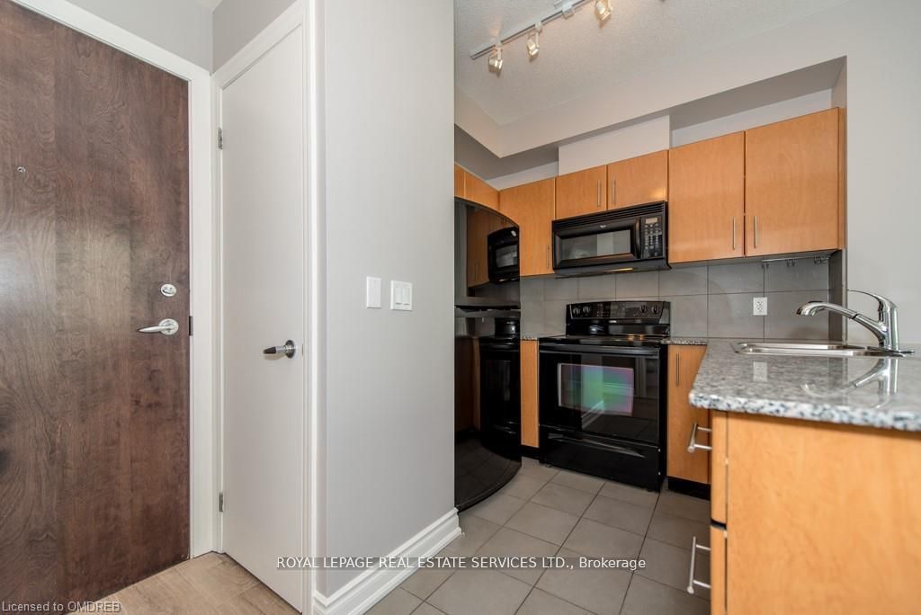 Photo of 16 Yonge Street #2903, Toronto, ON M5E 1R4 (MLS # C12463630)