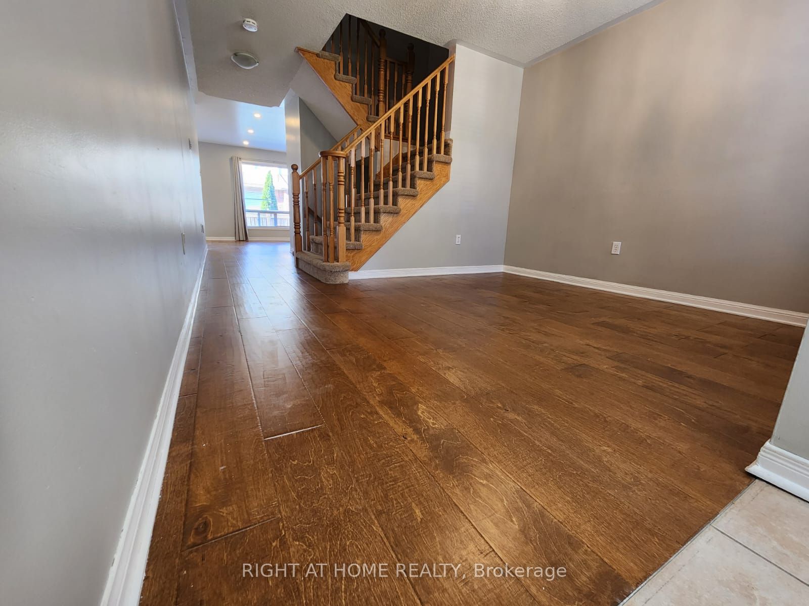 1407 Mcdermott Way N