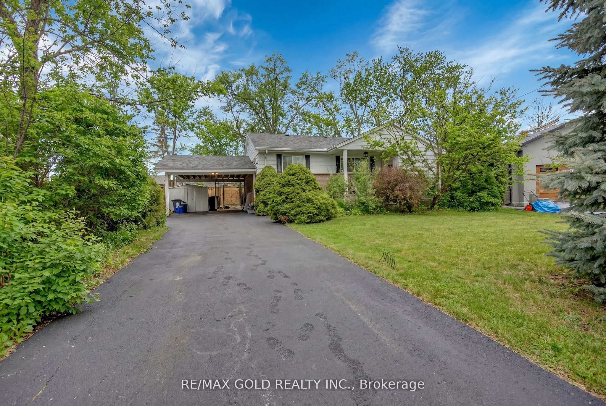 462 Samford Place