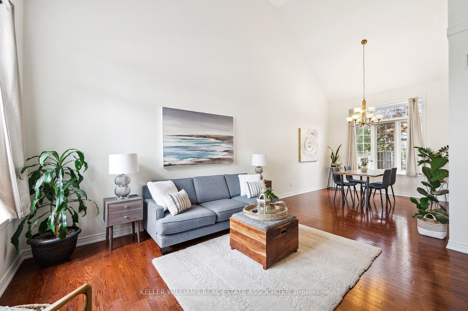 656 Laurier Avenue