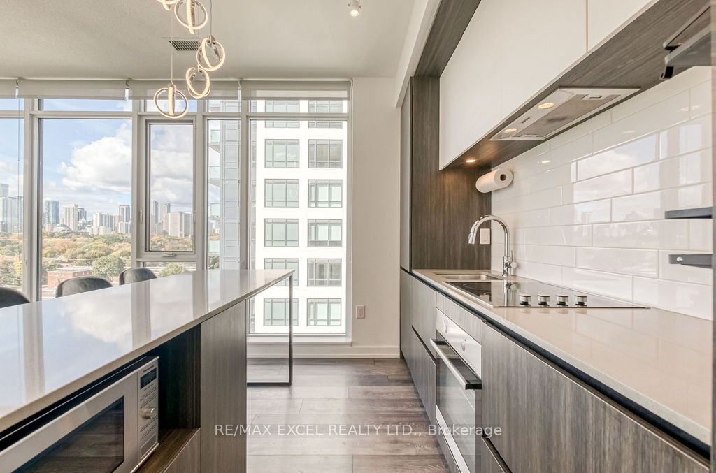 225 Sumach Street 1009