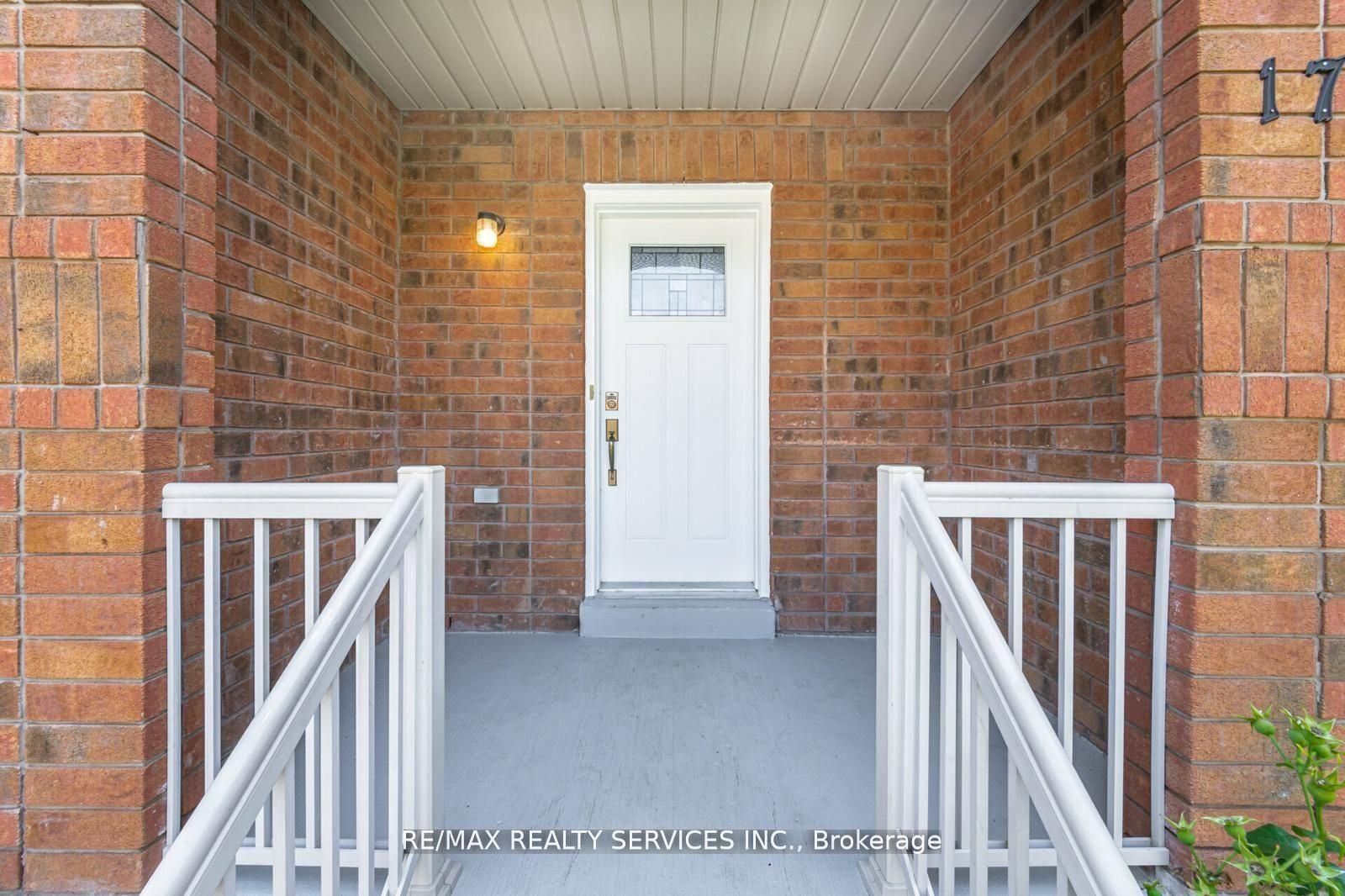 17 Dawes Road