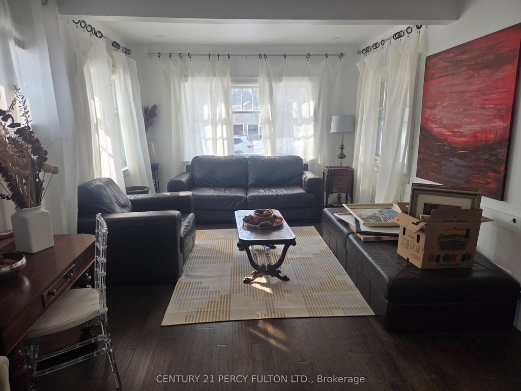 Photo of 61 Gibbons Street, Oshawa, ON L1J 4Y1 (MLS # E12840682)