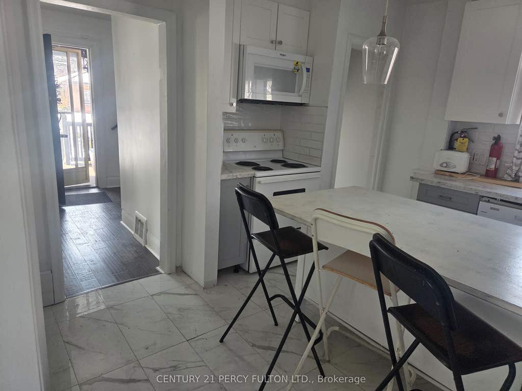 Photo of 61 Gibbons Street, Oshawa, ON L1J 4Y1 (MLS # E12840682)